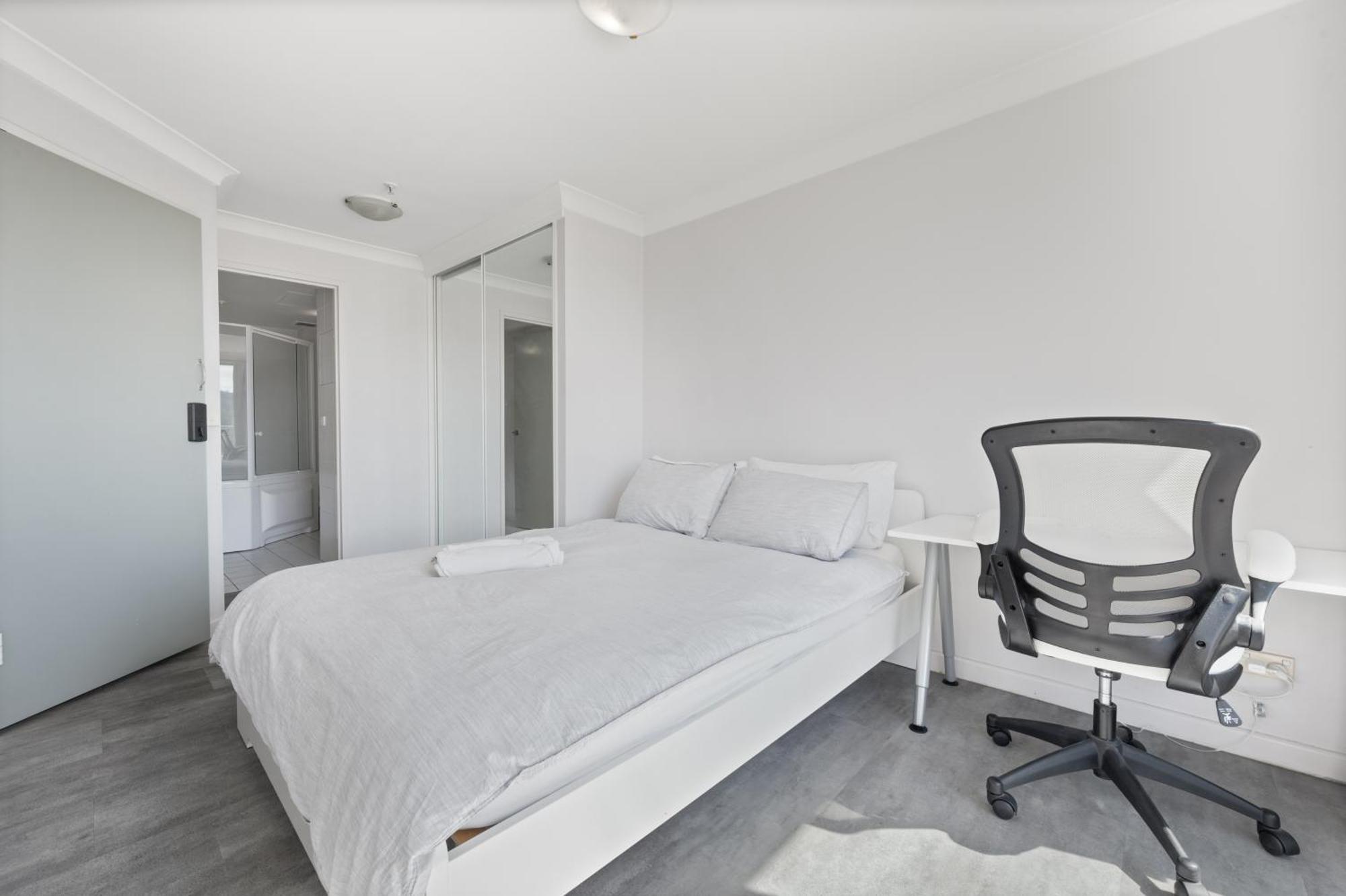 Spacious Ensuite Room In A City Centre Duplex Apartment-2 Canberra Extérieur photo